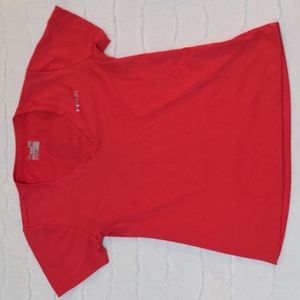 Under Armour | V-Neck Tee
